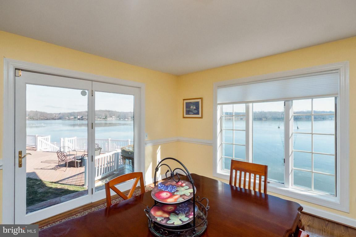 3100 Hemlock Point Court Triangle, VA 22172 - Photo 23 of 71 a bedroom with furniture and a window