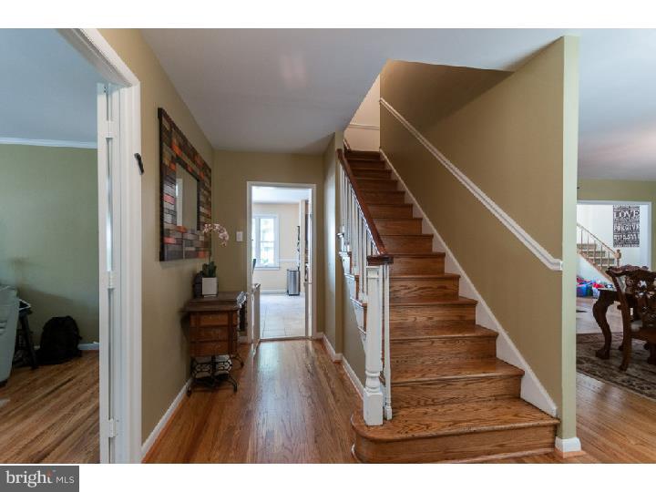 509 Park Ridge Drive Wayne, PA 19087 - Photo 12 of 22 Foyer