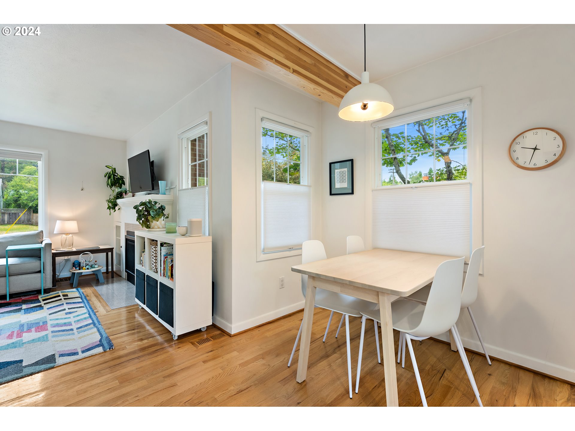 2530 Southwest Troy Street Portland, OR 97219 - Photo 17 of 44 Gallery Image 17