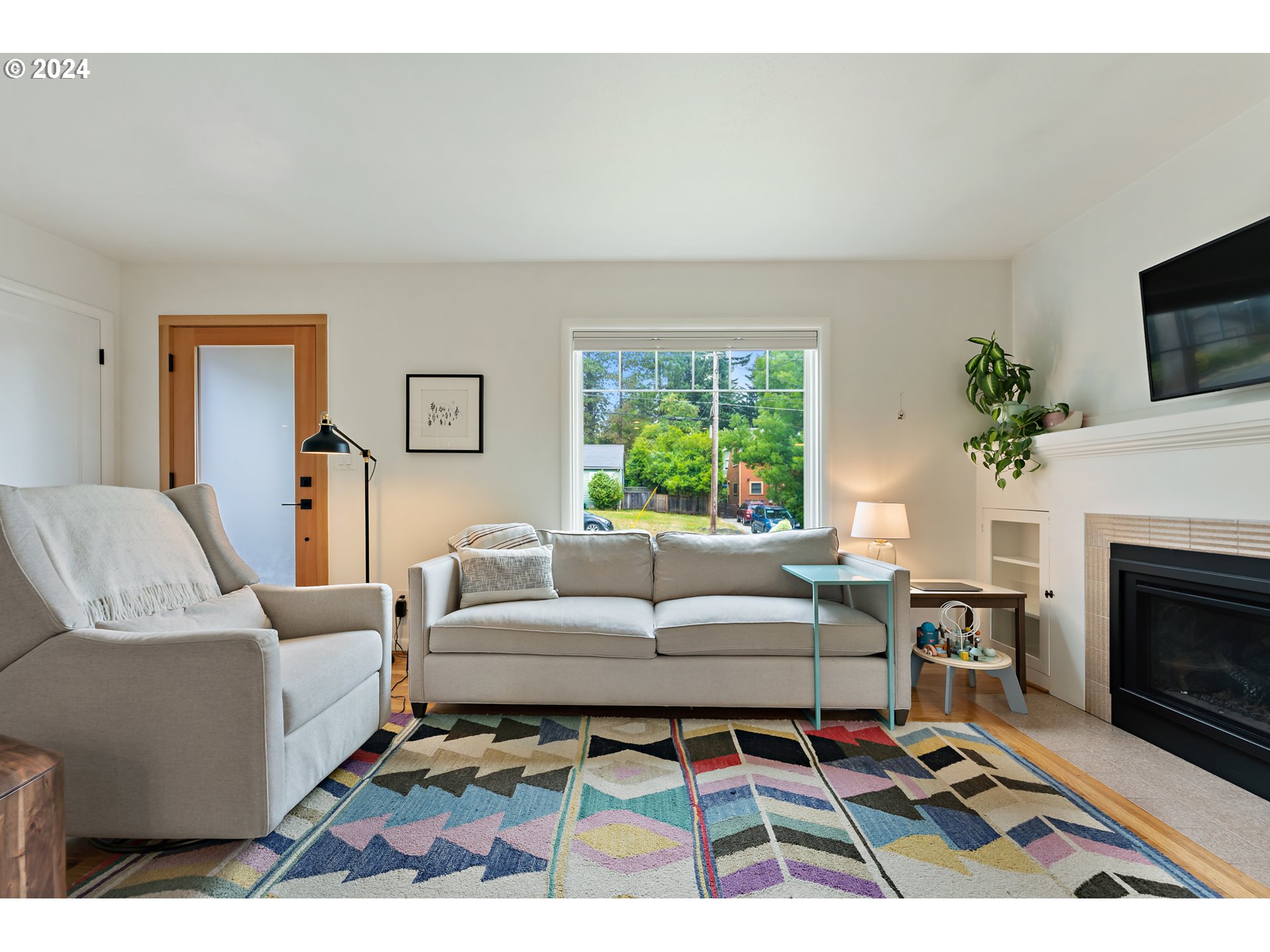 2530 Southwest Troy Street Portland, OR 97219 - Photo 7 of 44 Gallery Image 7