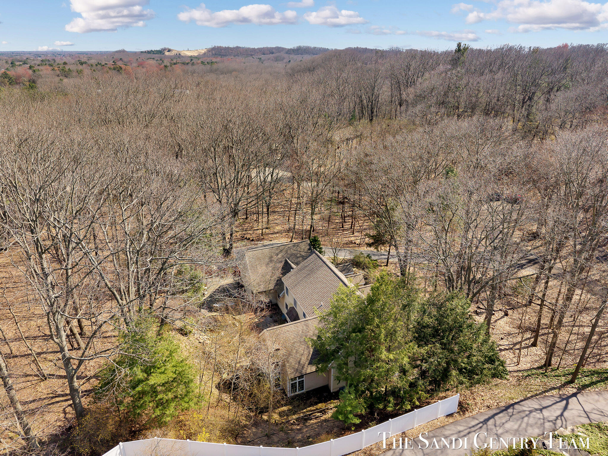 309 Stickney Ridge Road Grand Haven, MI 49417 - Photo 65 of 71 DJI_20260414161940_0433_D_KYLE