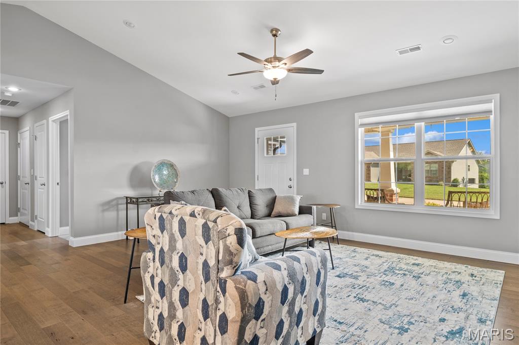 276 Culloden Moore Jackson, MO 63755 - Photo 12 of 43