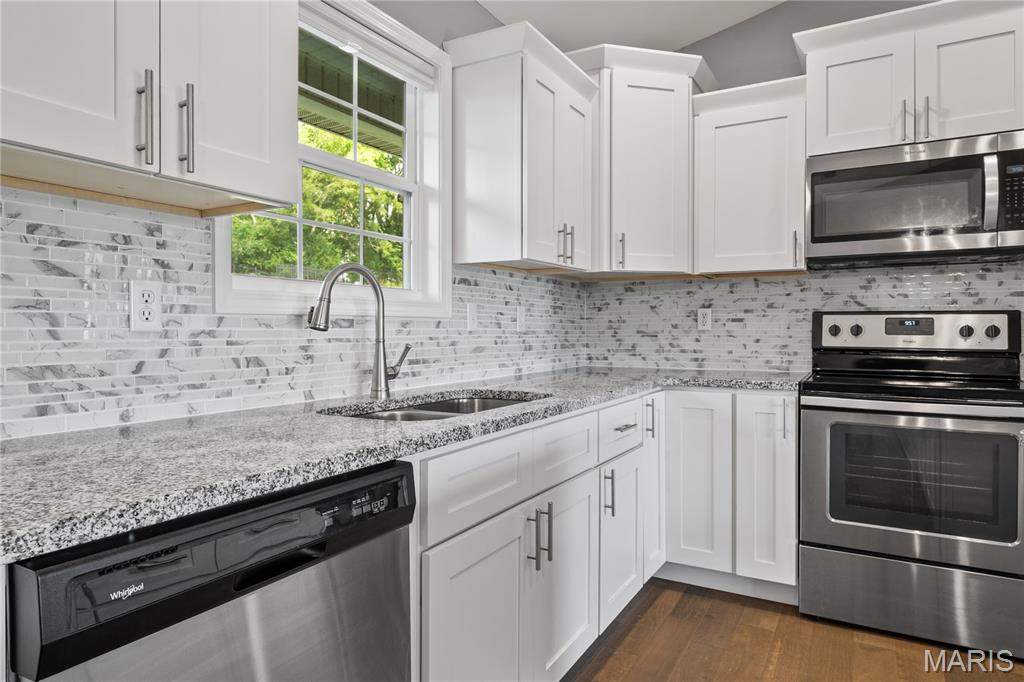 276 Culloden Moore Jackson, MO 63755 - Photo 4 of 43