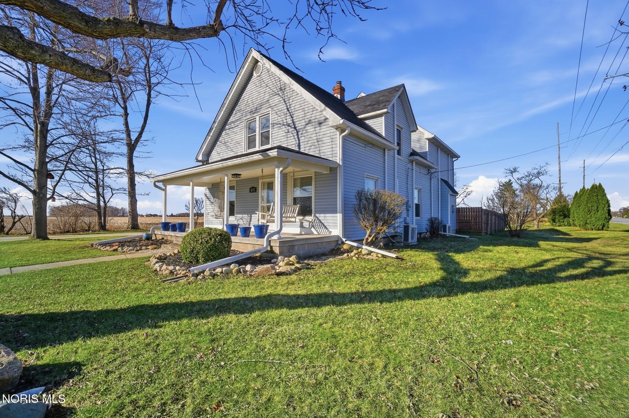 5675 Washburn Road Berkey, OH 43504 - Photo 3 of 92 014