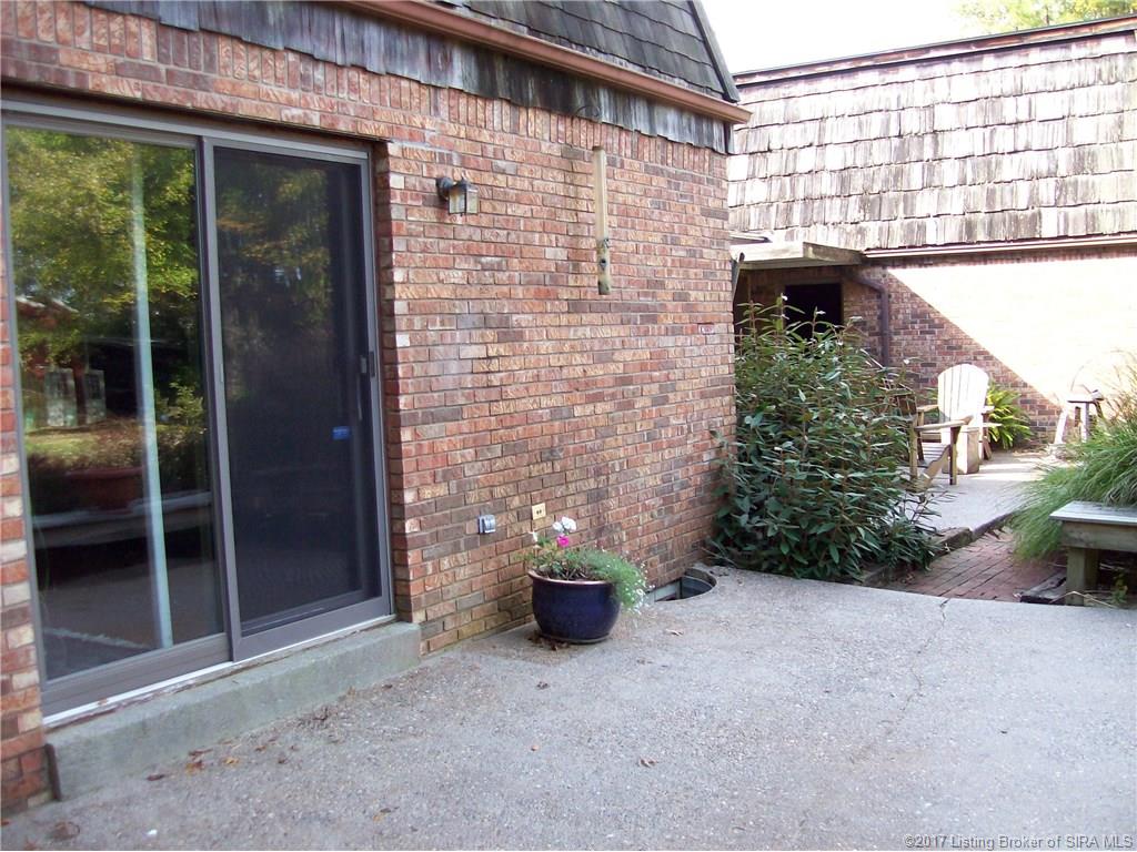 8148 John Pectol Road Georgetown, IN 47122 - Photo 11 of 28 Gallery Image 11