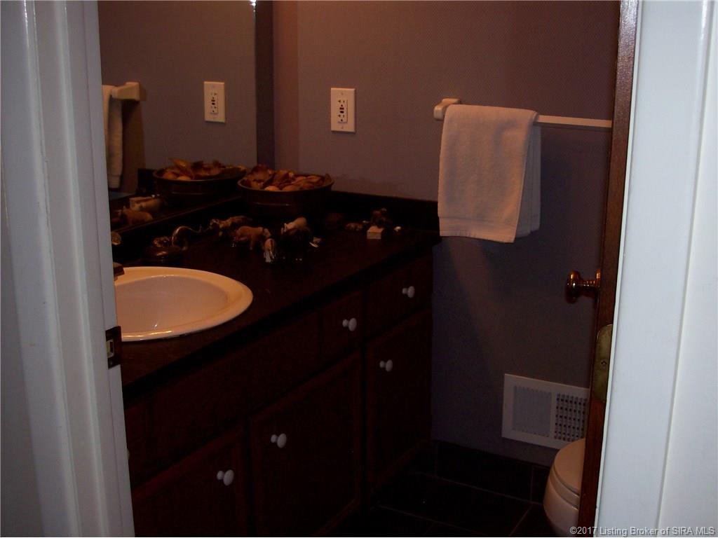 8148 John Pectol Road Georgetown, IN 47122 - Photo 18 of 28 Gallery Image 18