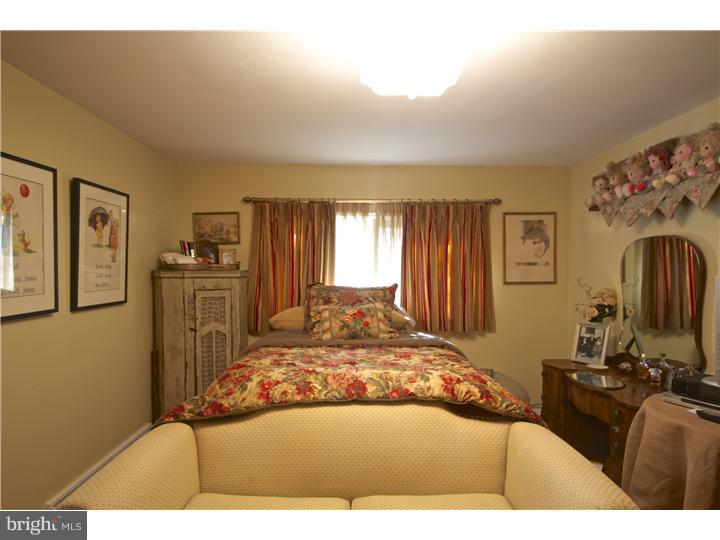331 Paxon Hollow Road Media, PA 19063 - Photo 23 of 24 Bedroom 2