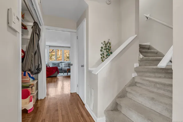 a view of entryway and workspace