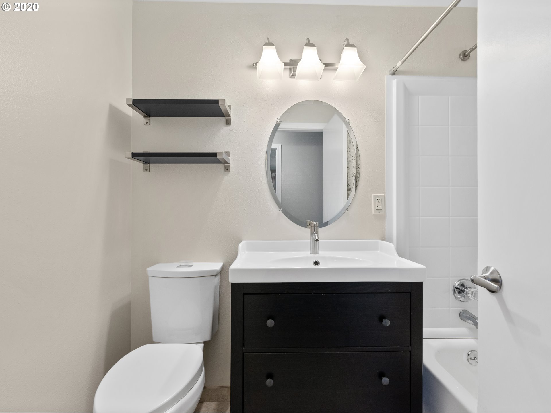12680 Southwest Morrison Street Beaverton, OR 97005 - Photo 20 of 26 Gallery Image 20