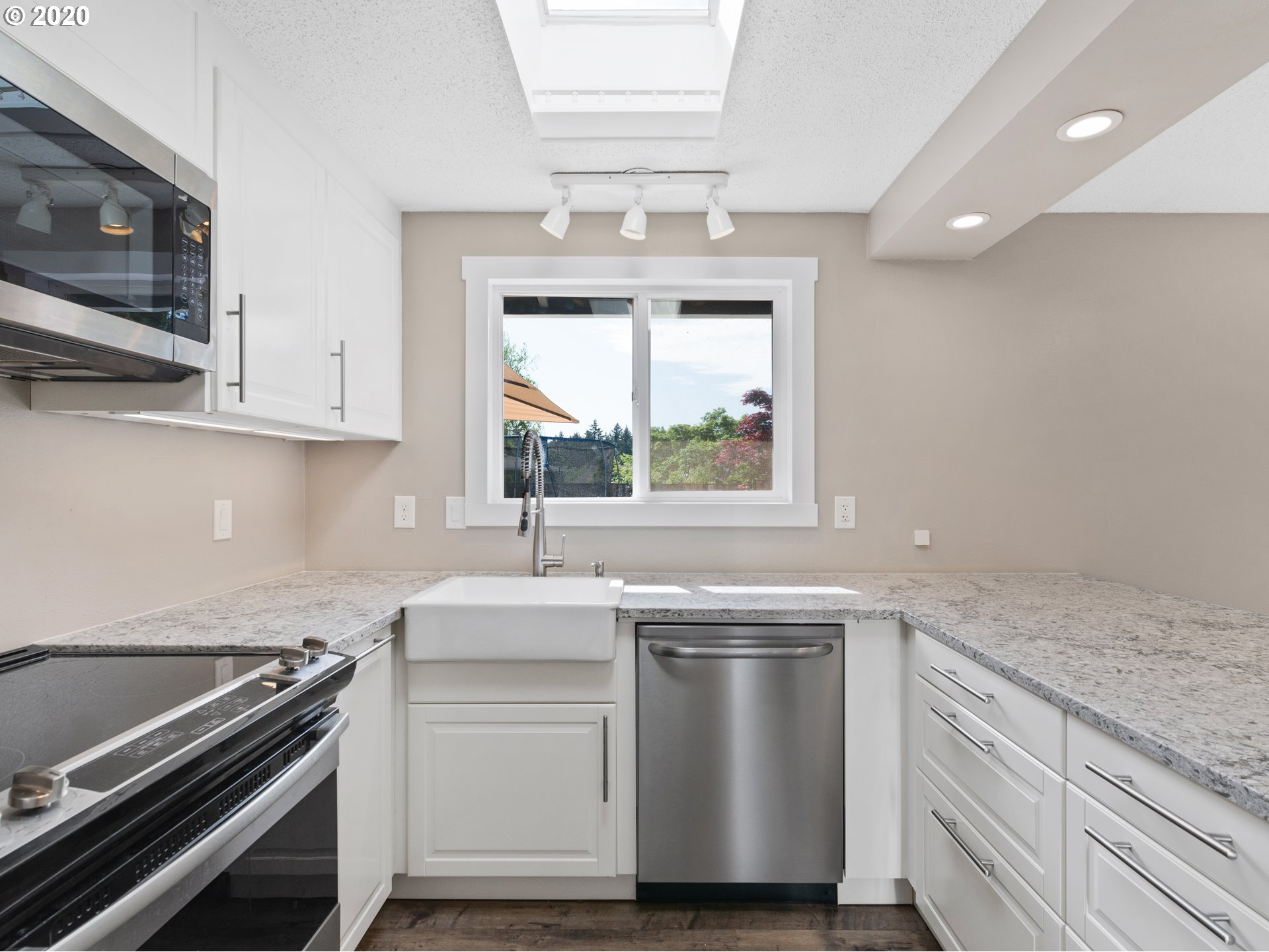 12680 Southwest Morrison Street Beaverton, OR 97005 - Photo 9 of 26 Gallery Image 9