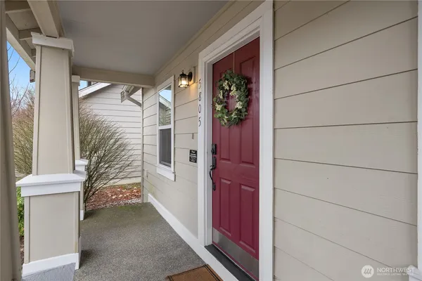a view of entryway door of the house