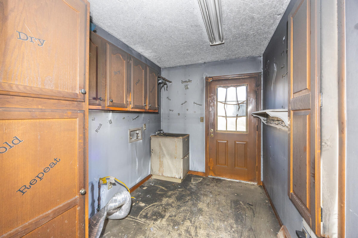 2360 Roncy Road Benton Harbor, MI 49022 - Photo 9 of 20 2360-Roncy_007