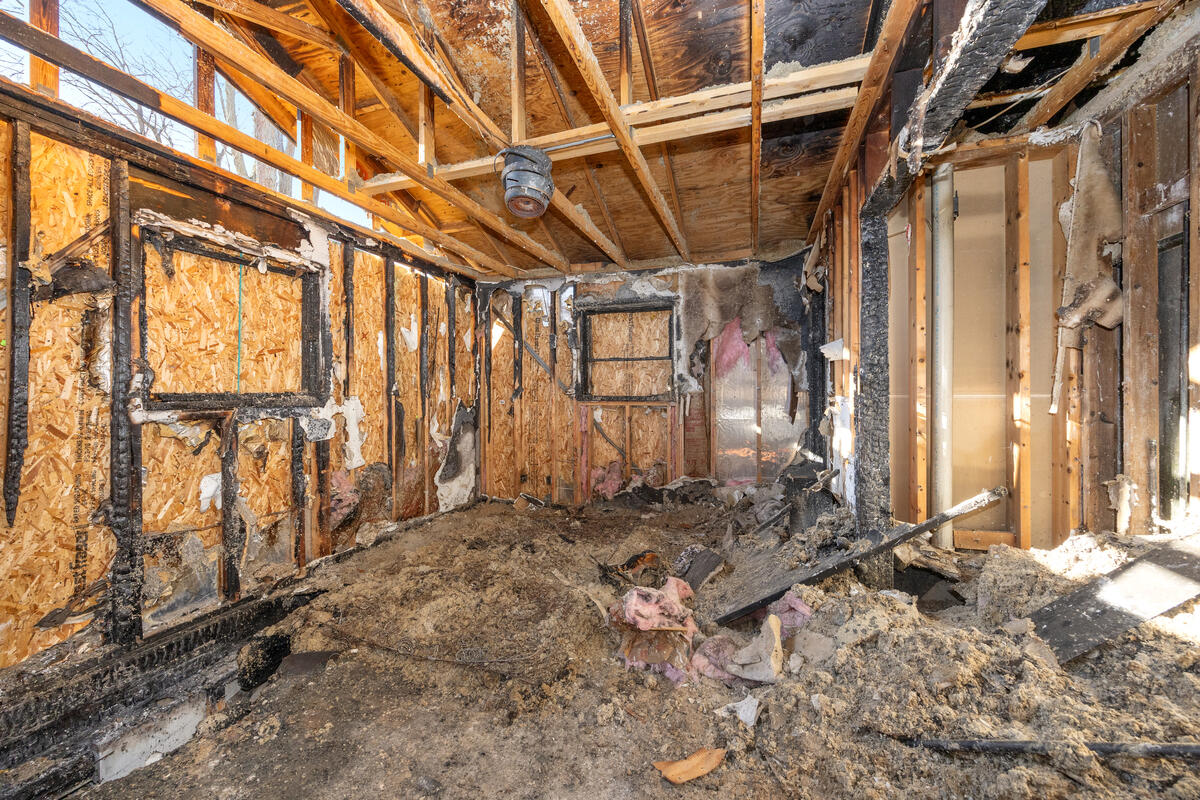 2360 Roncy Road Benton Harbor, MI 49022 - Photo 10 of 20 2360-Roncy_008