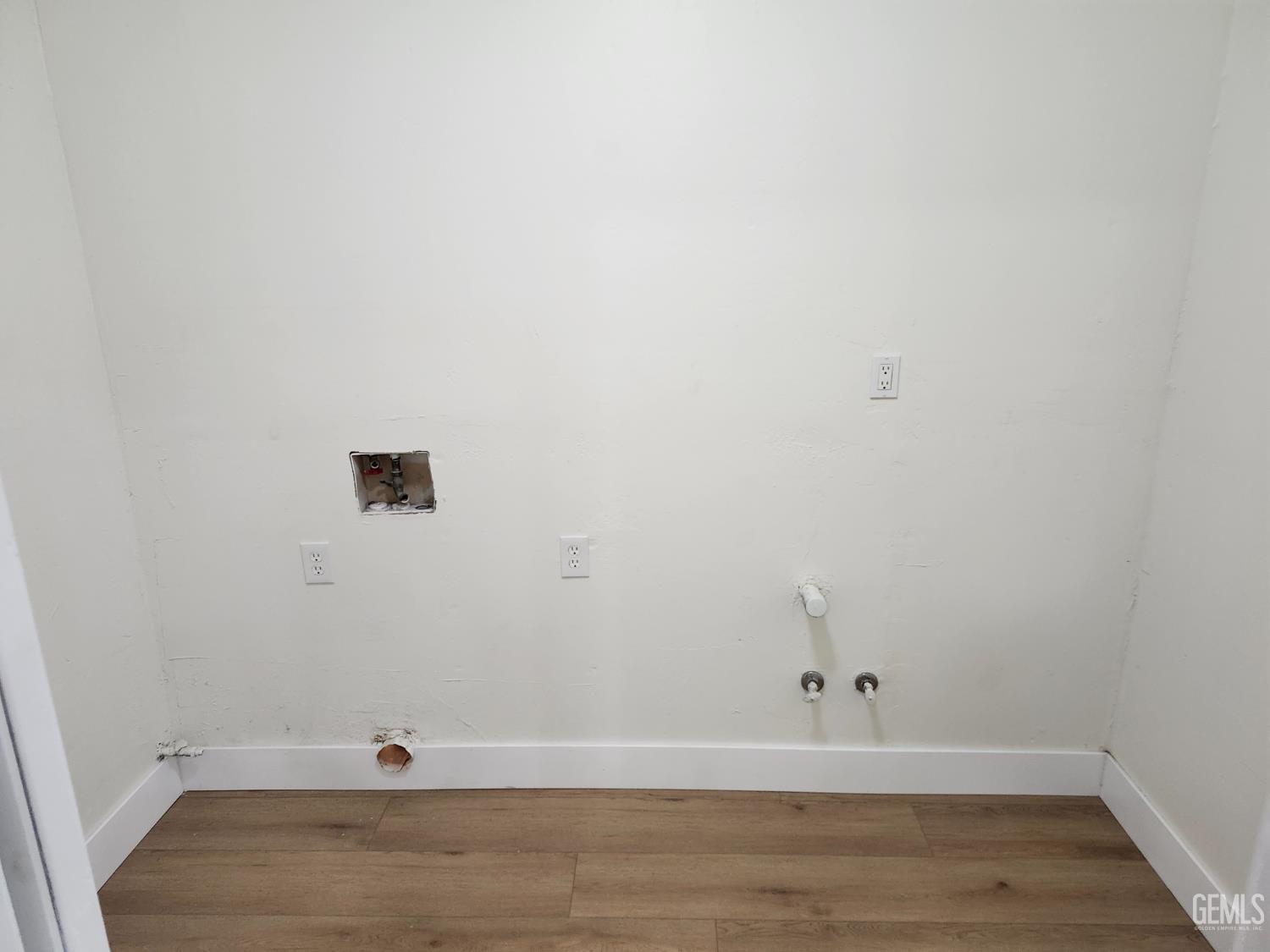 Undisclosed Address Delano, CA 93215 - Photo 27 of 33 a view of a small space with wooden floor