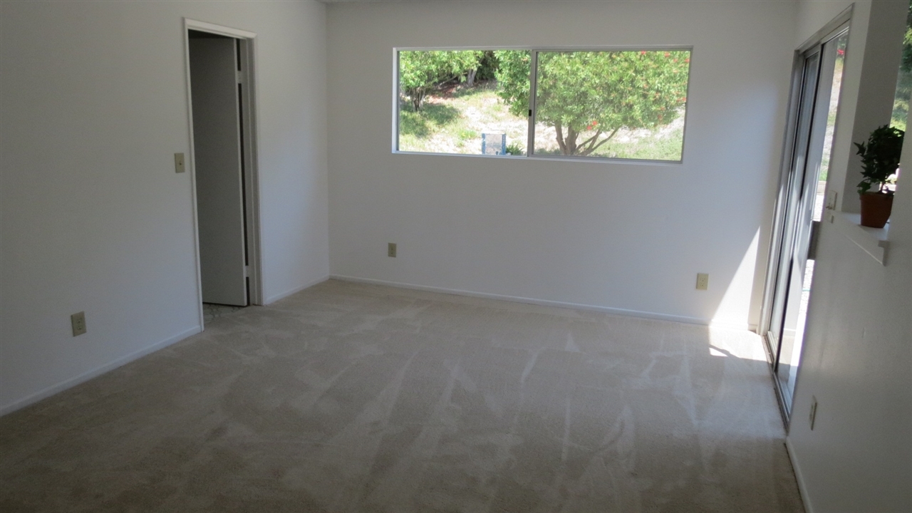 4744 Mystik Road Oceanside, CA 92056 - Photo 4 of 25
