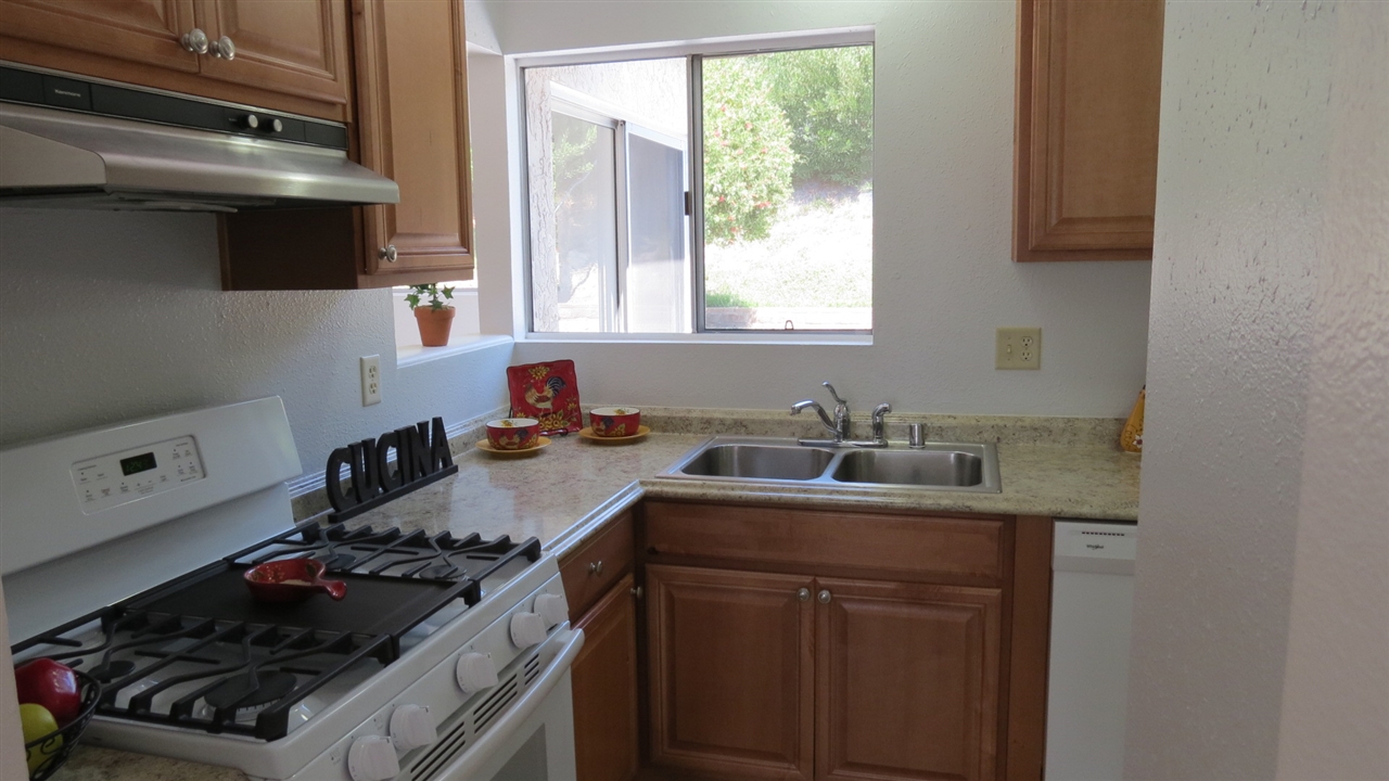 4744 Mystik Road Oceanside, CA 92056 - Photo 6 of 25