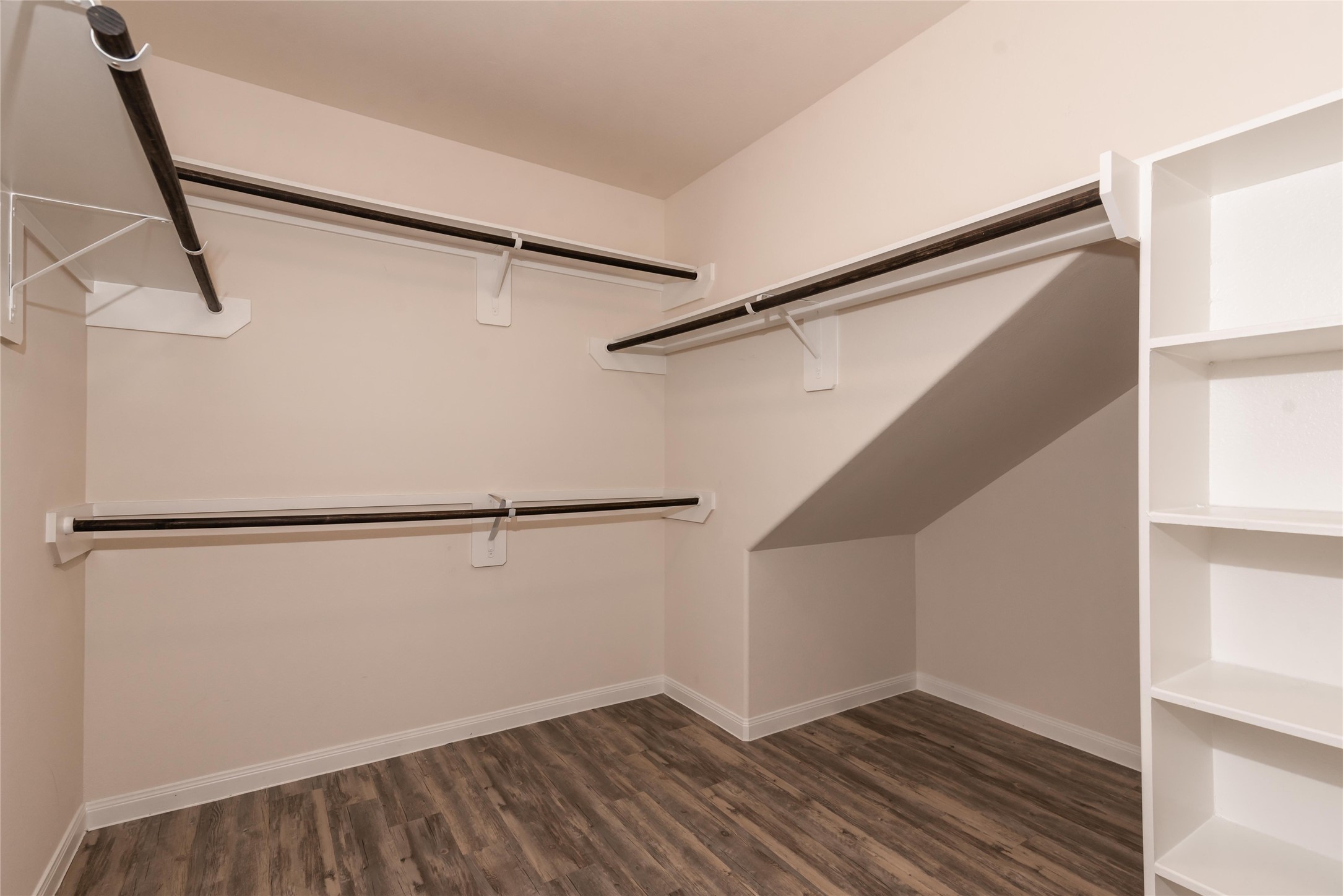 13103 Ristina Circle Houston, TX 77048 - Photo 7 of 8