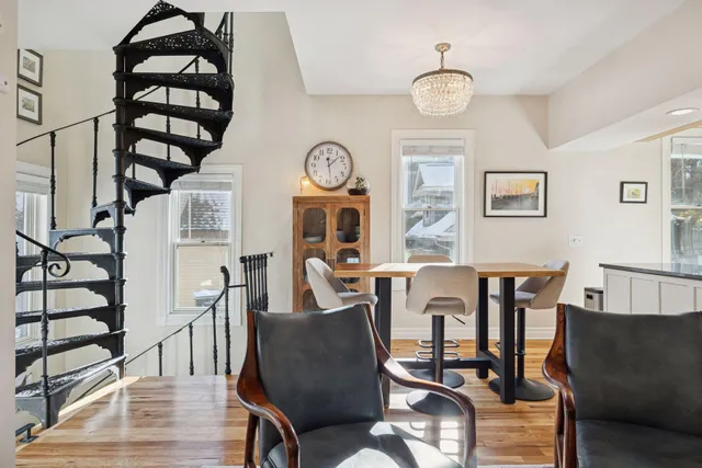 $325,000 | 47 St Albans Street North, St. Paul, MN 55104