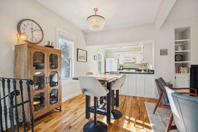 $325,000 | 47 St Albans Street North, St. Paul, MN 55104