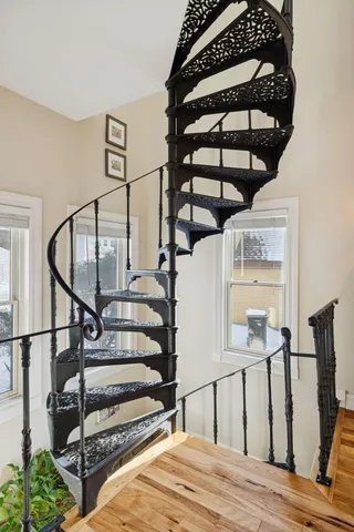 $325,000 | 47 St Albans Street North, St. Paul, MN 55104