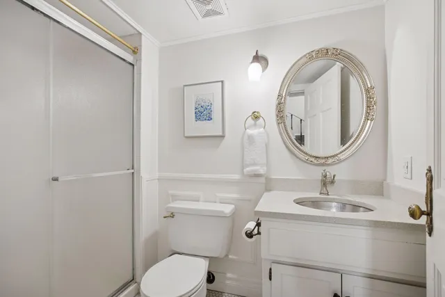 $325,000 | 47 St Albans Street North, St. Paul, MN 55104