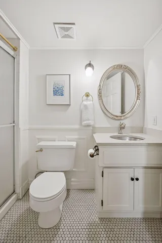 $325,000 | 47 St Albans Street North, St. Paul, MN 55104