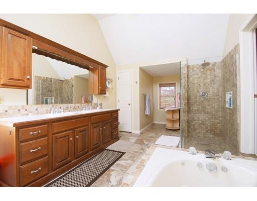 331 Spring Street Shrewsbury, MA 01545 - Photo 18 of 30 Gallery Image 18
