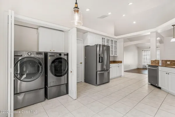 $449,500 | 6915 Renshaw Drive, Melbourne, FL 32940