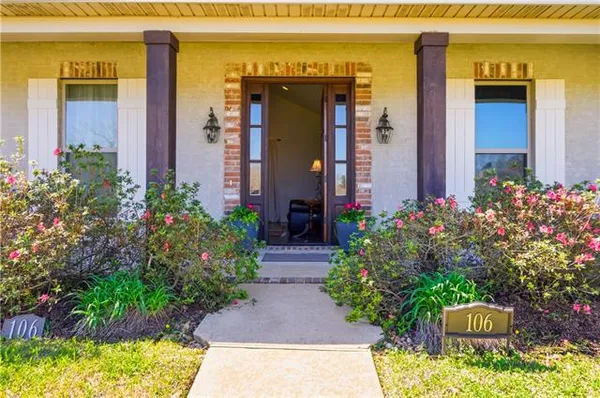 $399,900 | 106 Abigail Lane, Woodworth, LA 71485