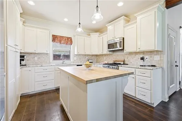 $399,900 | 106 Abigail Lane, Woodworth, LA 71485