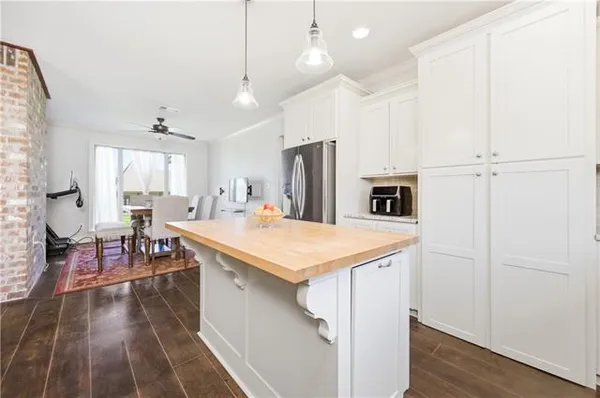 $399,900 | 106 Abigail Lane, Woodworth, LA 71485