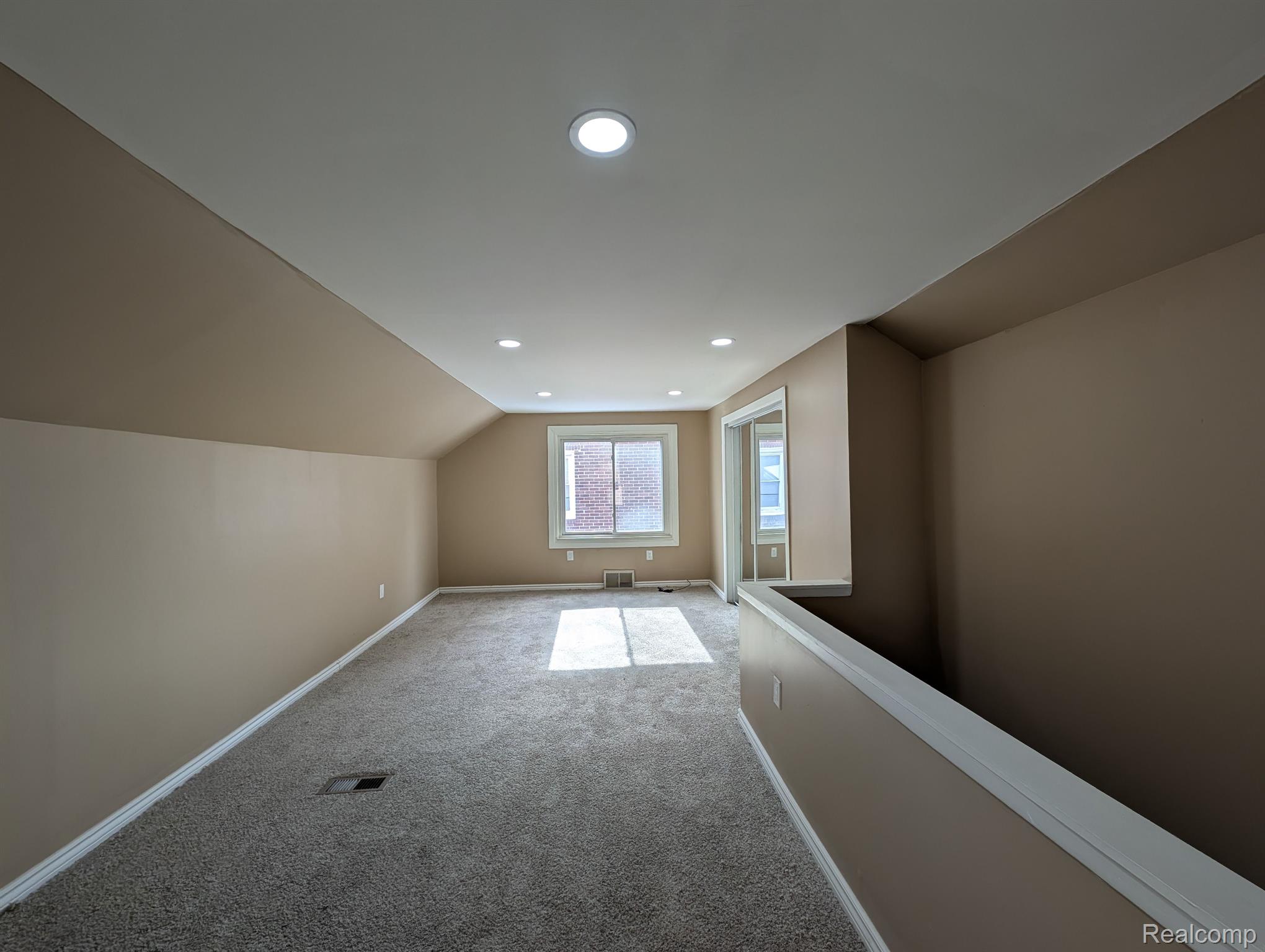 14527 Ashton Road Detroit, MI 48223 - Photo 20 of 27 Gallery Image 20