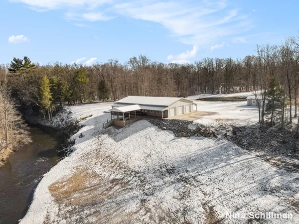 $500,000 | 19550 Washington Road, Morley, MI 49336