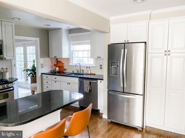 273 Wentworth Road Wayne, PA 19087 - Photo 6 of 26