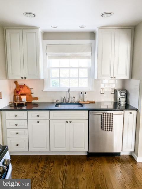 273 Wentworth Road Wayne, PA 19087 - Photo 7 of 26