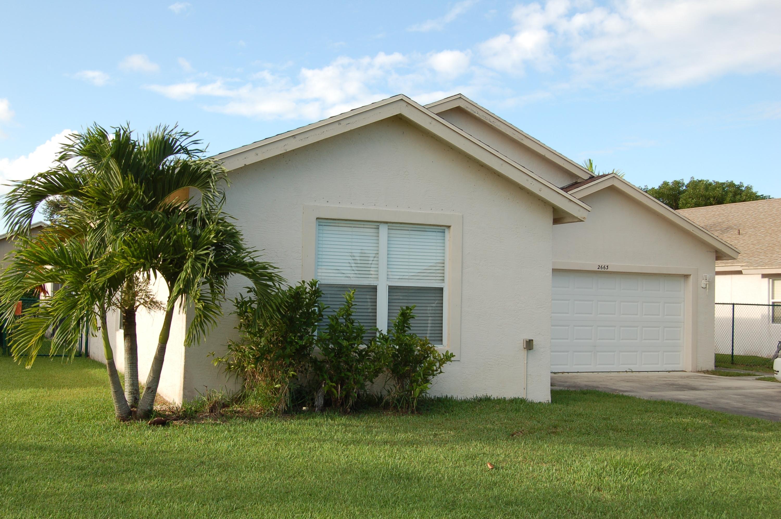2663 Southwest Riviera Road Stuart, FL 34997 - Photo 2 of 15 DSC_0707