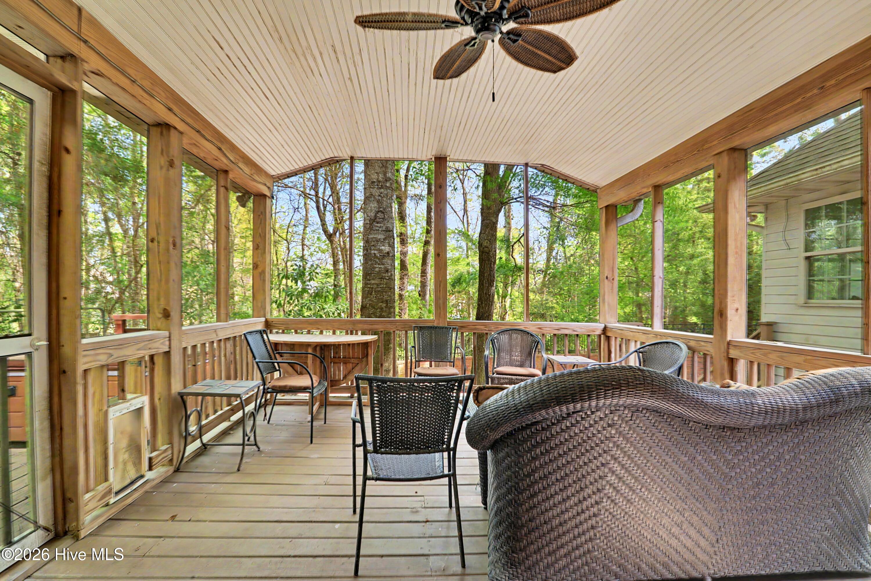 4127 Cape Landing Road Castle Hayne, NC 28429 - Photo 17 of 22 screened deck