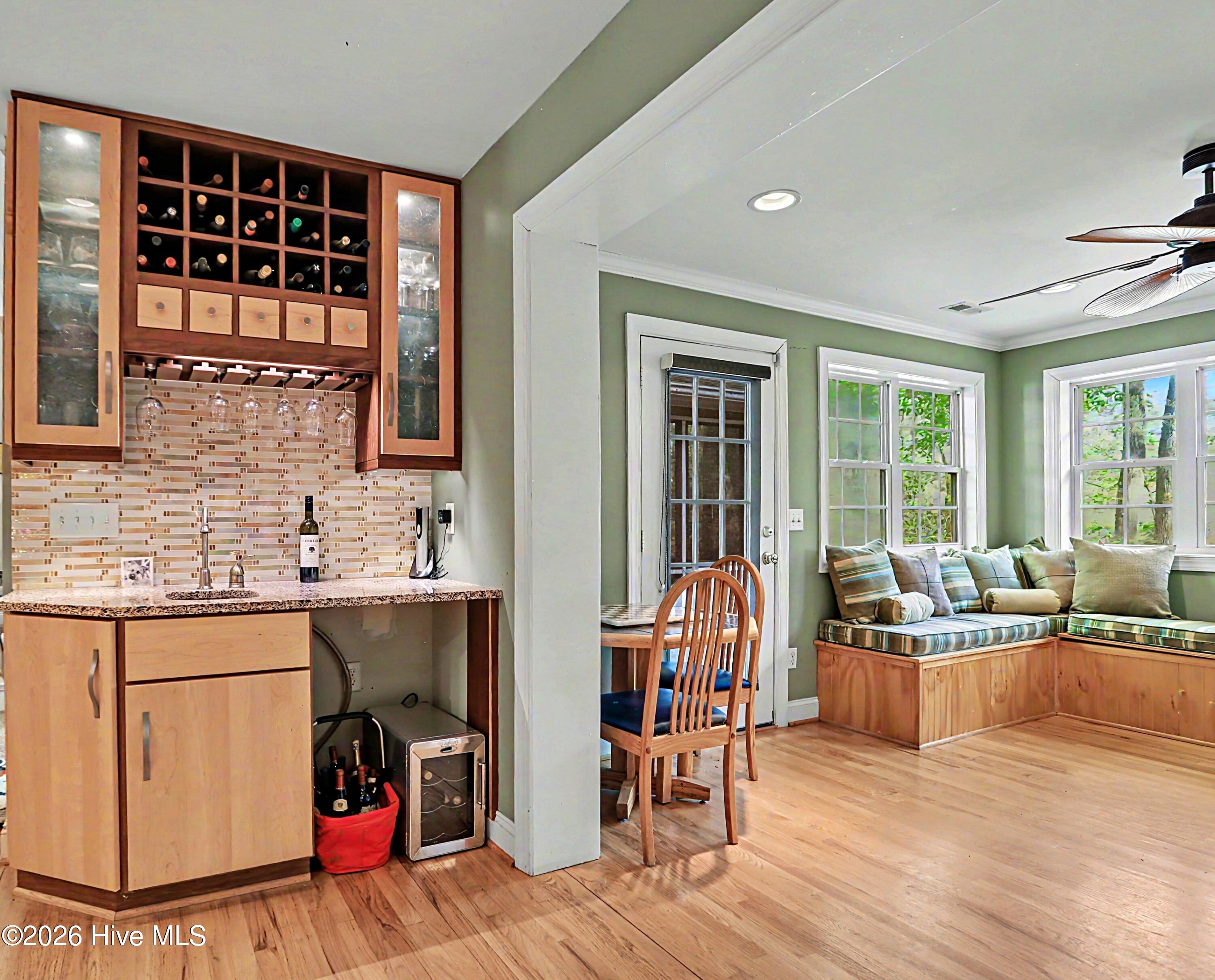 4127 Cape Landing Road Castle Hayne, NC 28429 - Photo 8 of 22 wet bar