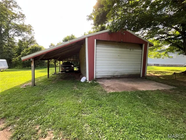 $345,000 | 10295 County Road 458A, Birch Tree, MO 65438