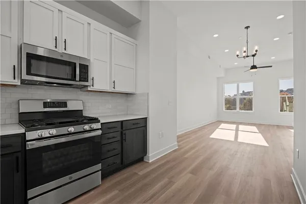 $320,000 | 449 Southwest Longview Boulevard, Lee's Summit, MO 64081