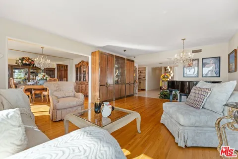 $1,785,000 | 4845 Parkglen Avenue, View Park, CA 90043