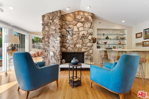 $1,785,000 | 4845 Parkglen Avenue, View Park, CA 90043