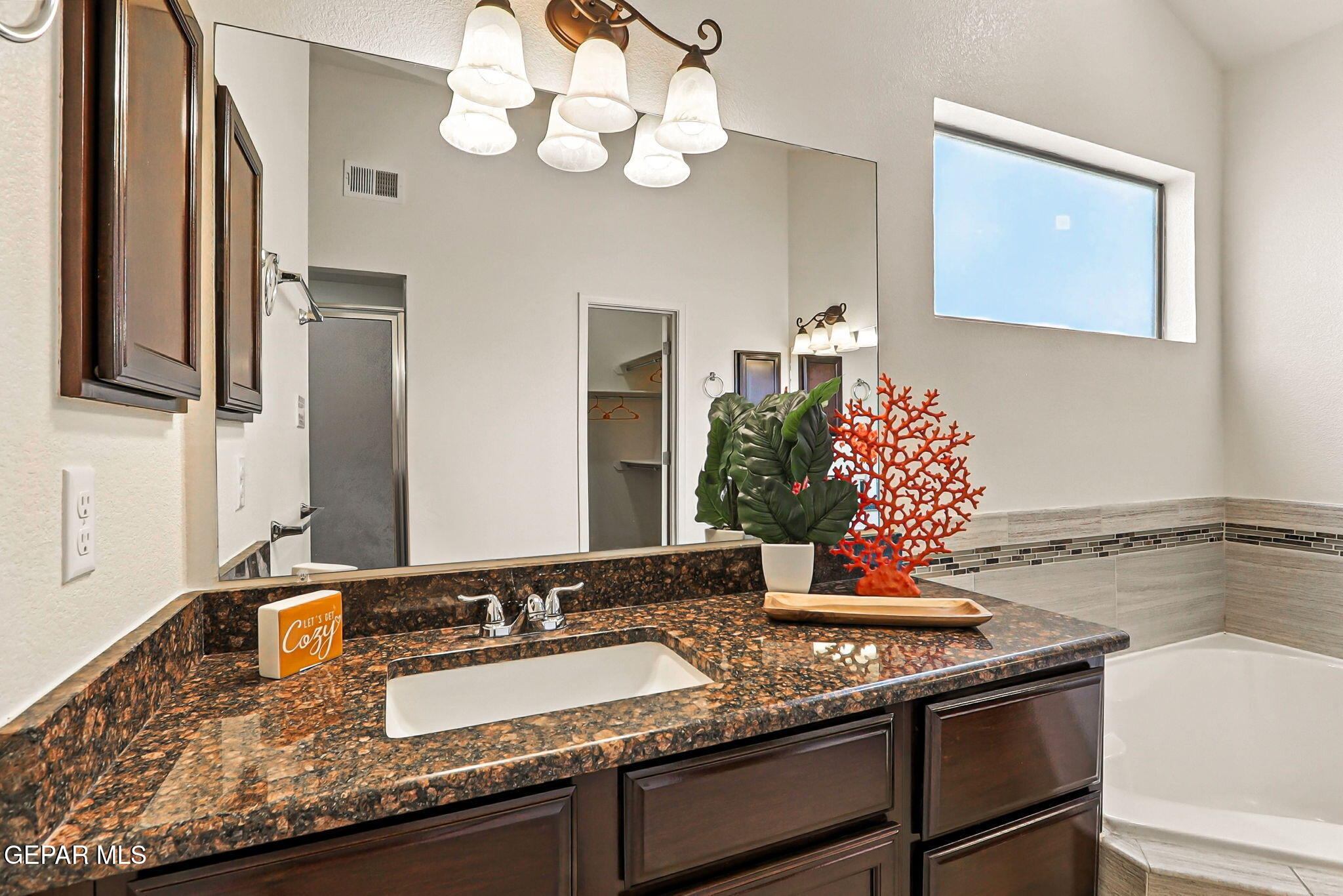 11353 West Ranch Court El Paso, TX 79934 - Photo 24 of 40 46-web-or-mls-IMG_9134