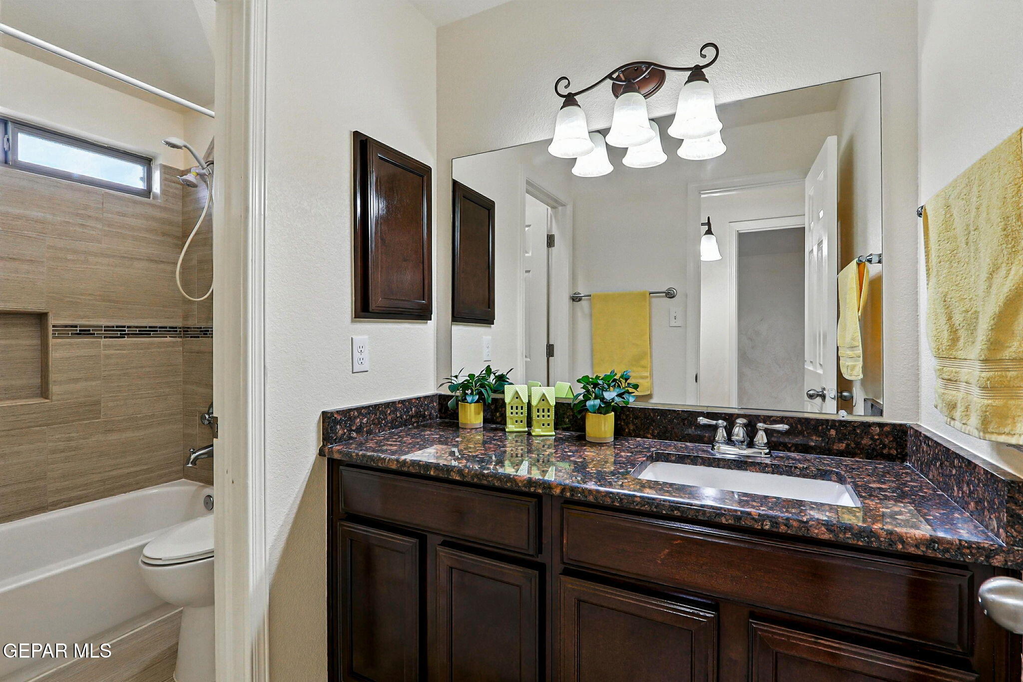 11353 West Ranch Court El Paso, TX 79934 - Photo 33 of 40 40-web-or-mls-IMG_9078