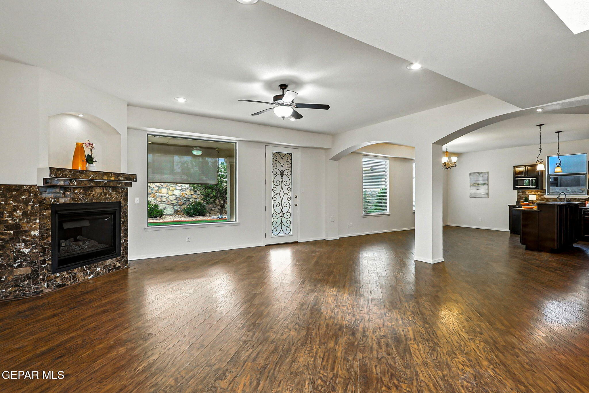 11353 West Ranch Court El Paso, TX 79934 - Photo 5 of 40 13-web-or-mls-IMG_8896