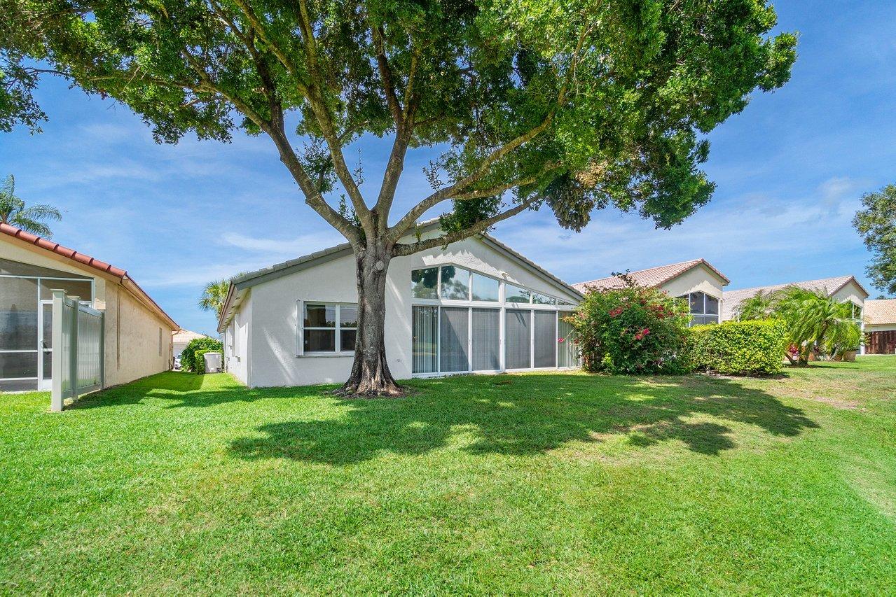6609 Sun River Road Boynton Beach, FL 33437 - Photo 27 of 43 029-6609SunRiverRoad-BoyntonBeach-FL-334