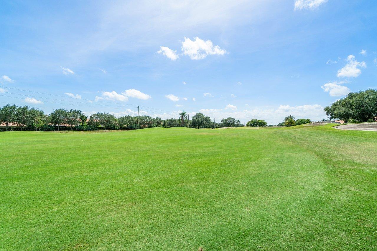 6609 Sun River Road Boynton Beach, FL 33437 - Photo 28 of 43 030-6609SunRiverRoad-BoyntonBeach-FL-334