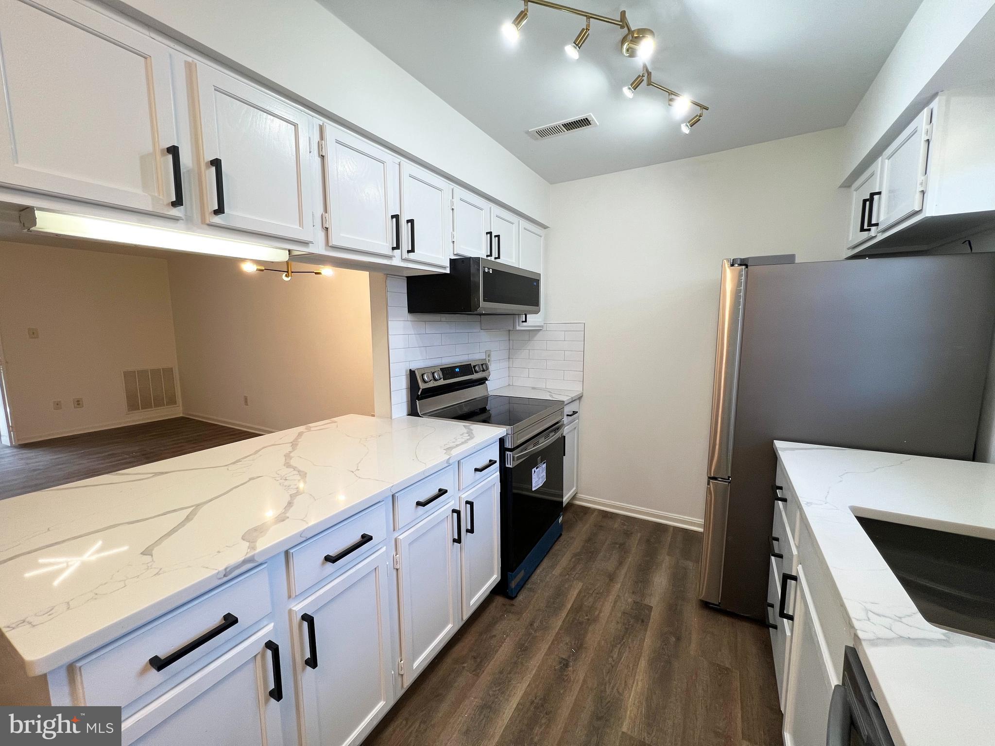 9260 Cherry Lane, Unit 33 Laurel, MD 20708 - Photo 6 of 12