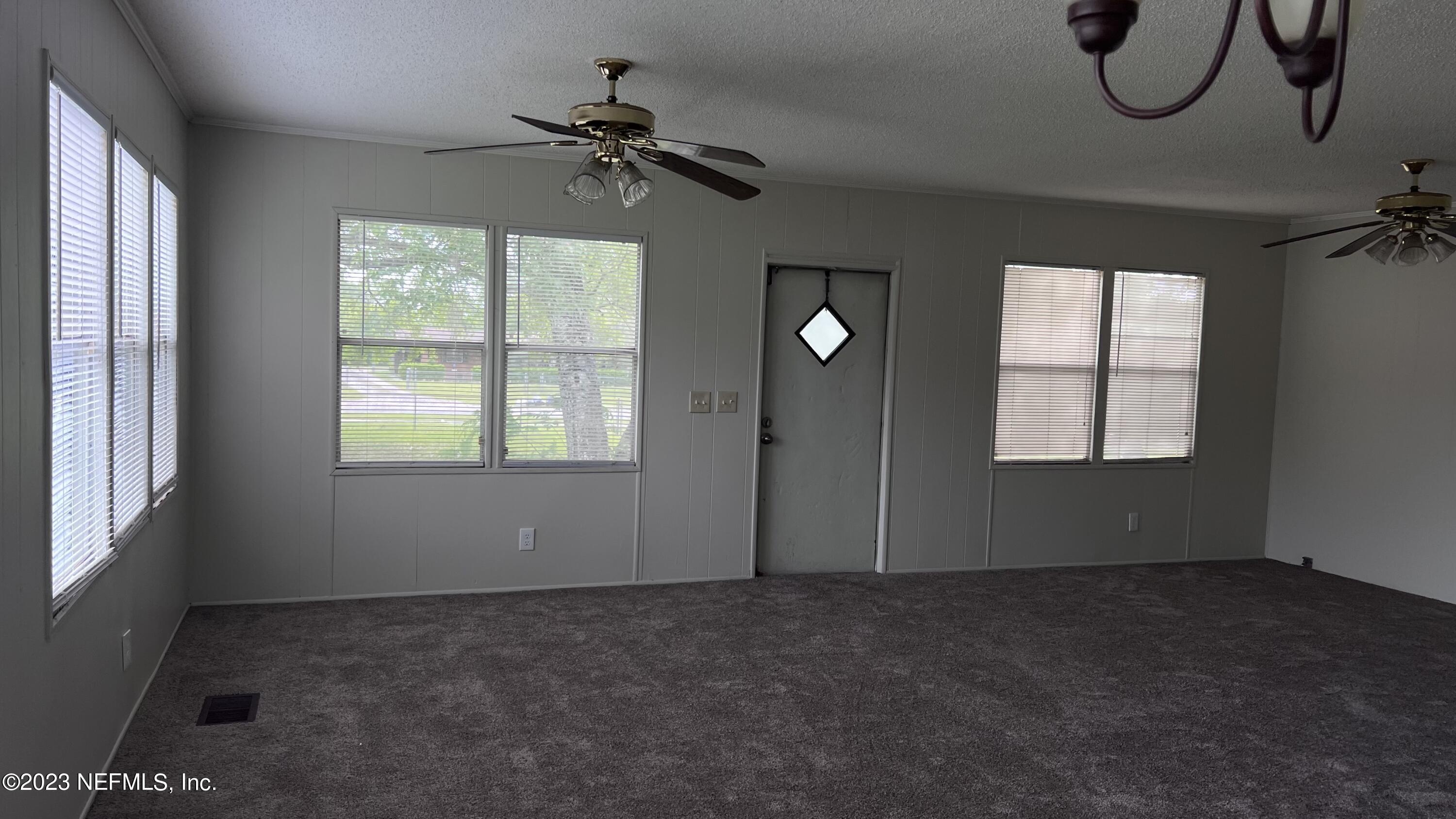 6456 Firestone Road Jacksonville, FL 32244 - Photo 4 of 51 IMG_4628