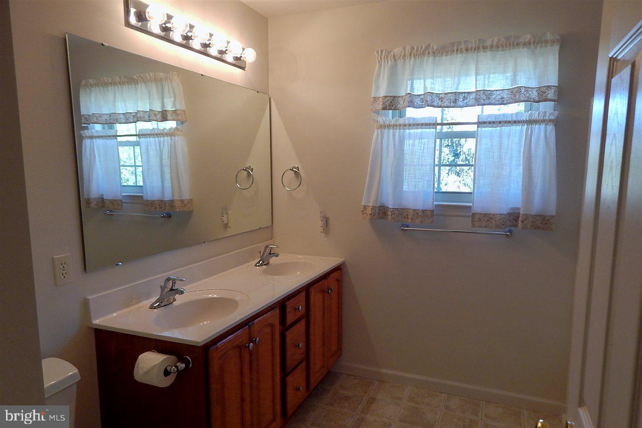 1722 Rocky Road Dover, PA 17315 - Photo 19 of 20 Gallery Image 19